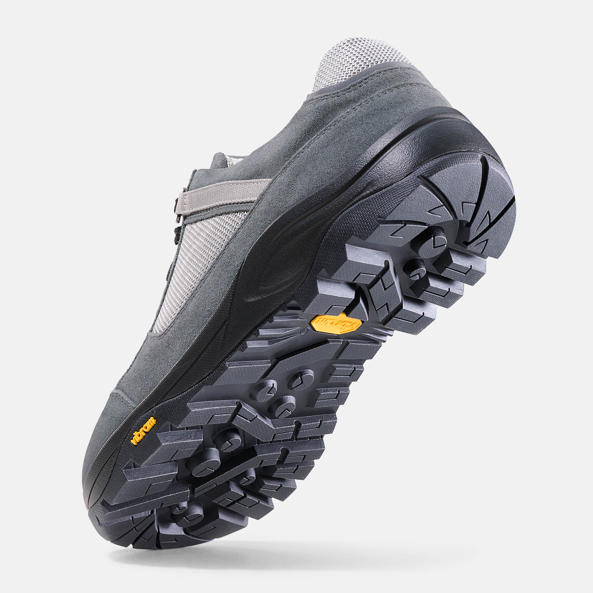 BÄR Schuhe Unisexschuhe Wanderschuhe TransEuropa 2.0 grau Rindveloursleder wasserabweisend, Funktionstextil Seitenansicht