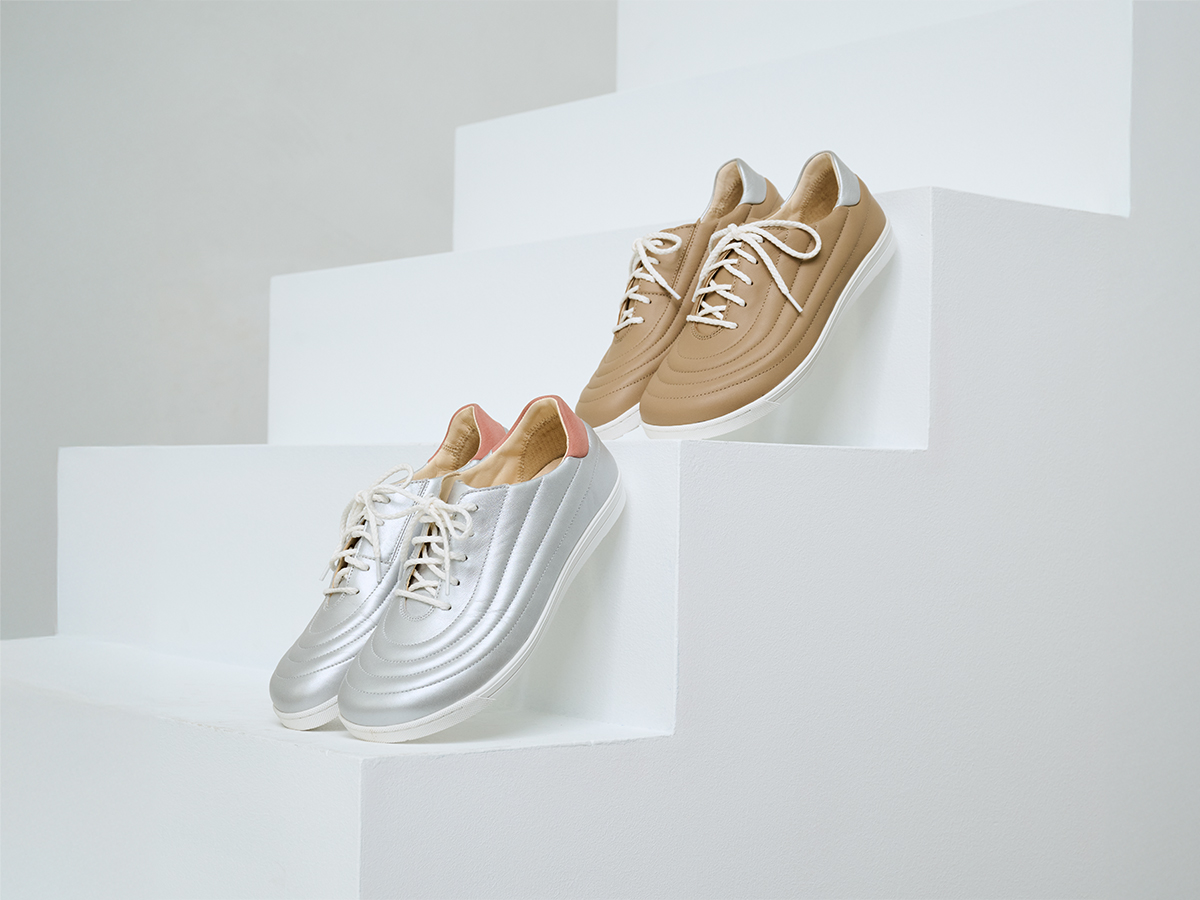 BÄR Schuhe Damenschuhe Alltag Harper silber Kalbnubuk, Lammnappa Emotionsbild